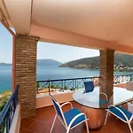 Natassa Penthouse Sea View 30m From Sea Apartamento *