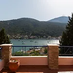 Natassa Penthouse Sea View 30m From Sea Apartamento