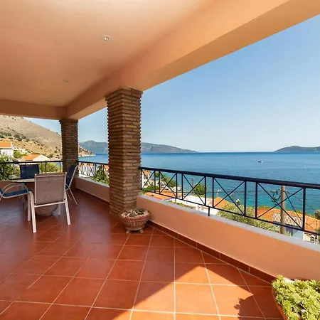 Natassa Penthouse Sea View 30m From Sea איה אפימיה