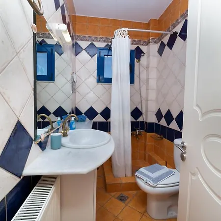 Lejlighed Natassa Penthouse Sea View 30m From Sea