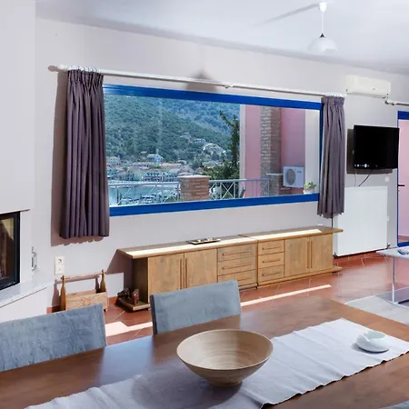 Natassa Penthouse Sea View 30m From Sea איה אפימיה