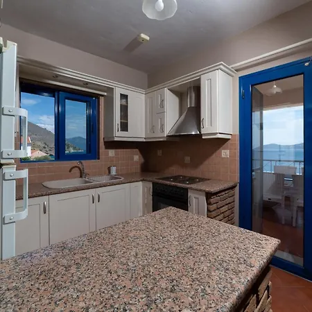 Natassa Penthouse Sea View 30m From Sea איה אפימיה