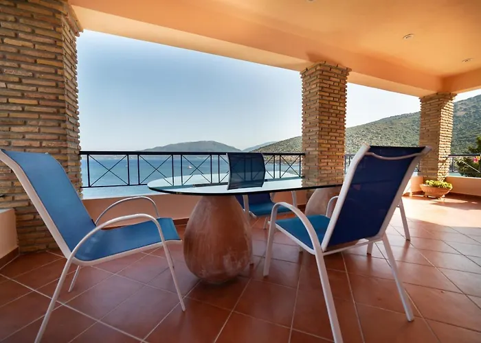 公寓 Natassa Penthouse Sea View 30m From Sea Agia Efimia