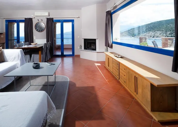 Natassa Penthouse Sea View 30m From Sea 公寓 *